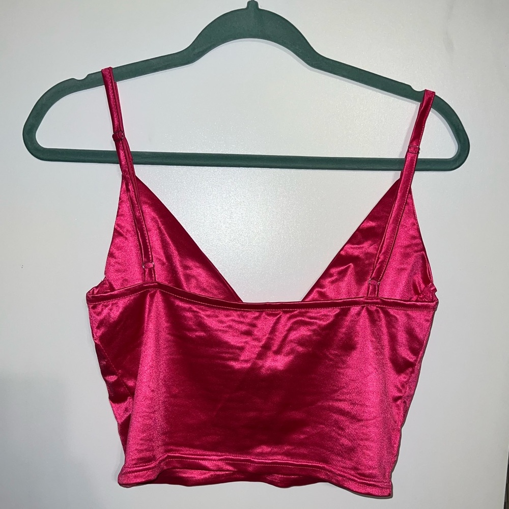 Cropped Tank Top - Picture 2 of 2